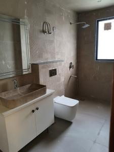Common Bathroom Image of 2701 Sq.ft 4 BHK Builder Floor for sale in Sushant Lok Phase 1 Gurgaon for Rs. 40500000
