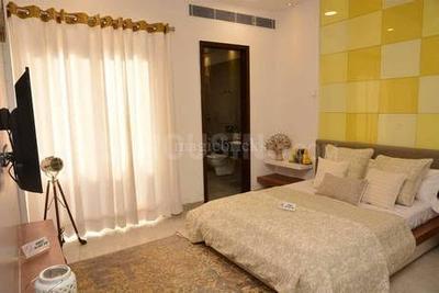 Bedroom Image of 900 Sq.ft 2 BHK Apartment / Flat for sale in Rishita Manhattan, Gomti Nagar Lucknow for Rs. 8000000
