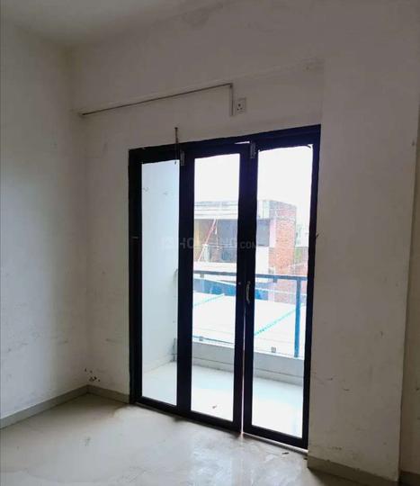 HansGir Main Image 1