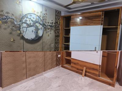 Bedroom Image of 1000 Sq.ft 3 BHK Apartment / Flat for rent in Uttam Nagar New Delhi for Rs. 25000