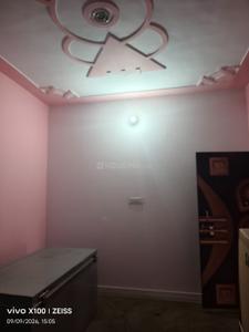Hall Image of 200 Sq.ft 1 RK Independent House for rent in Rajajipuram Lucknow for Rs. 4500