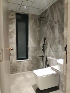 Bathroom Image of 1550 Sq.ft 3 BHK Apartment / Flat for sale in Juhu Mumbai for Rs. 90000000