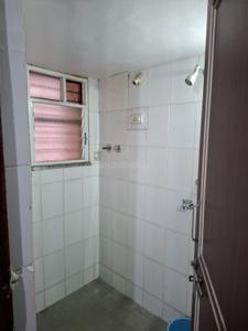 Bathroom Image of 900 Sq.ft 2 BHK Apartment / Flat for rent in Gandhi Nagar Nagpur for Rs. 16000