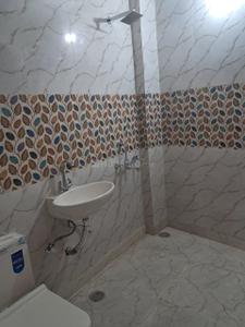 Bathroom Image of 720 Sq.ft 2 BHK Builder Floor for sale in Krishna Nagar New Delhi for Rs. 8500000