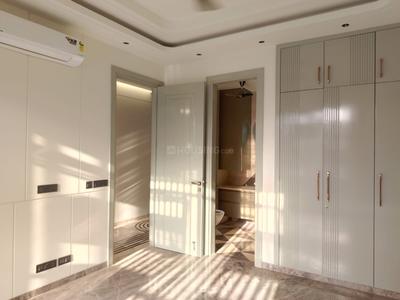 Bedroom Image of 2700 Sq.ft 4 BHK Builder Floor for sale in Saket New Delhi for Rs. 83500000
