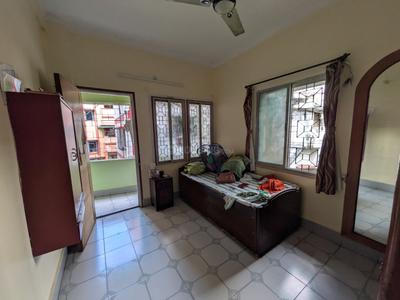Bedroom Image of 750 Sq.ft 3 BHK Apartment / Flat for sale in Dhakuria Kolkata for Rs. 4500000