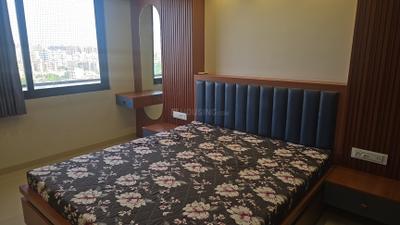 Bedroom Image of 2000 Sq.ft 3 BHK Apartment / Flat for rent in Anikedhya Atlantis, Chandkheda Ahmedabad for Rs. 38000