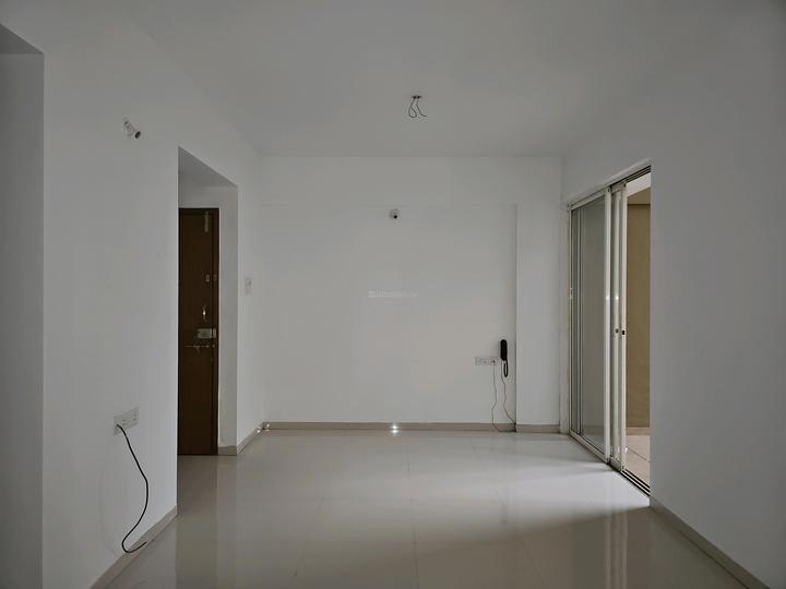 Goel Ganga Hill Shire Main Image 1