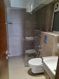 Bathroom Image of 500 Sq.ft 1 BHK Apartment / Flat for sale in Jogeshwari West Mumbai for Rs. 13000000