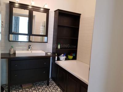 Bathroom Image of 3300 Sq.ft 6 BHK Apartment / Flat for sale in Transcon Triumph, Andheri West Mumbai for Rs. 119053500