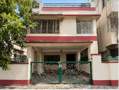 Image of 1800 Sq.ft 3 BHK Independent House for sale in Bangur Park, Lake Gardens, Kolkata for Rs. 40000000