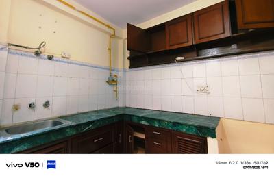 Kitchen Image of 825 Sq.ft 2 BHK Apartment / Flat for sale in Saket New Delhi for Rs. 4500000