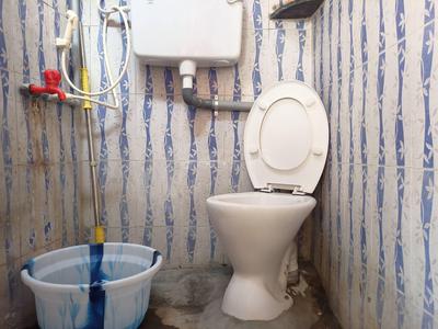 Bathroom Image of 1400 Sq.ft 1 BHK Independent House for sale in Ayanavaram Chennai for Rs. 11000000