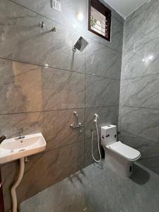 Bathroom Image of 800 Sq.ft 2 BHK Independent House for sale in Thiruvallur Chennai for Rs. 3500000