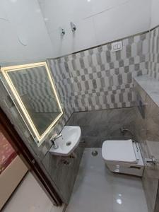 Image of 1050 Sq.ft 2 BHK Apartment / Flat for rent in Saket, New Delhi for Rs. 30000