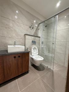 Bathroom Image of 1666 Sq.ft 3 BHK Builder Floor for sale in Sector 117 Mohali for Rs. 14500000