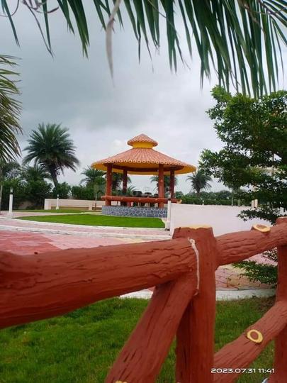 Himadri Ras Garden Main Image 1