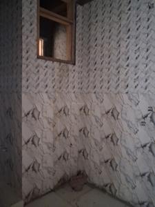 Common Bathroom Image of 1050 Sq.ft 2 BHK Apartment / Flat for sale in Sector 101 Noida for Rs. 4300000