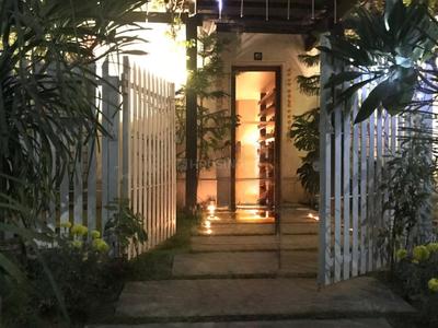 Image of 1300 Sq.ft 2 BHK Apartment / Flat for rent in Hill View Apartments, Vasant Vihar, New Delhi for Rs. 90000