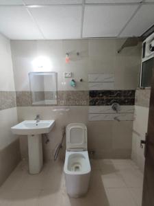 Bathroom Image of 1375 Sq.ft 3 BHK Apartment / Flat for rent in Supertech Eco Village 2, Noida Extension Greater Noida for Rs. 21500