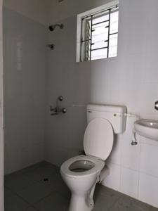 Common Bathroom Image of 901 Sq.ft 3 BHK Apartment / Flat for sale in Shapoorji Pallonji Shukhobrishti Spandan Phase 9 , New Town Kolkata for Rs. 6200000