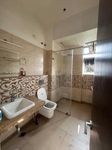 Bathroom Image of 1500 Sq.ft 3 BHK Apartment / Flat for sale in Bengal Peerless Avidipta Phase II, Santoshpur Kolkata for Rs. 25000000
