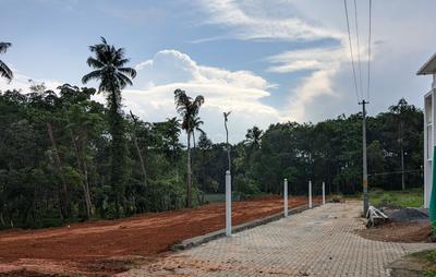 Image of 1750 Sq.ft Residential Plot / Land for sale in Kakkanad, Kochi for Rs. 425000