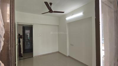 Bedroom Image of 850 Sq.ft 2.5 BHK Apartment / Flat for rent in Borivali East Mumbai for Rs. 55000