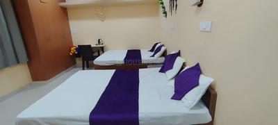 Bedroom Image of GUPTA'S DYNASTY NORTH INDIAN PURE VEG PG & HOSTEL in Financial District, Hyderabad