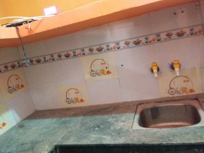 Kitchen Image of 1083 Sq.ft 4 BHK Independent House for sale in Mansarovar Park Lalkua, Lal Kuan Ghaziabad for Rs. 9500000