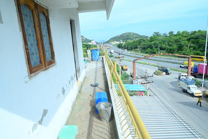 Shoolagiri Balcony 1