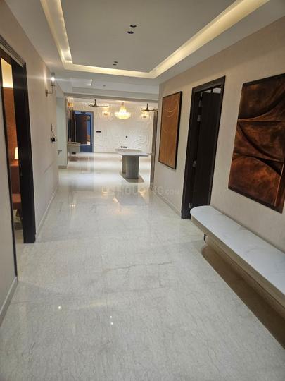 PR7 Airport Road Main Image 1