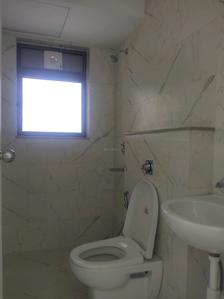 Common Bathroom Image of 600 Sq.ft 2 BHK Apartment / Flat for sale in Vikhroli East Mumbai for Rs. 12800000