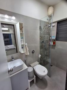 Bathroom Image of 575 Sq.ft 2 BHK Apartment / Flat for sale in Pearl Harmony, Dadar West Mumbai for Rs. 31000000