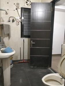 Common Bathroom Image of 1350 Sq.ft 3 BHK Builder Floor for sale in Ramesh Nagar New Delhi for Rs. 12000000