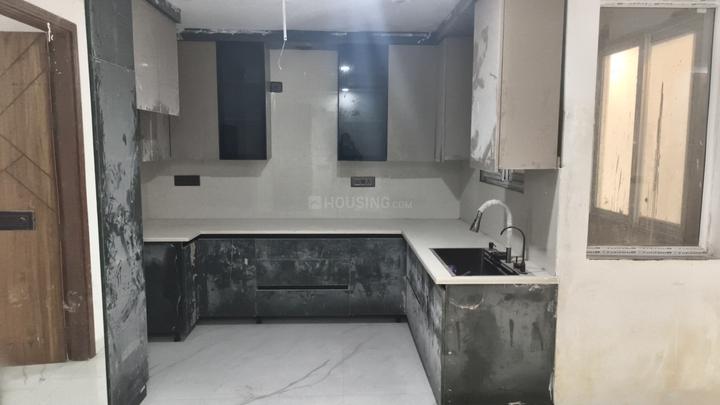 Sultanpur Main Image 1