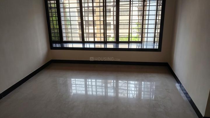 Eden Woods Complex Living Room 1