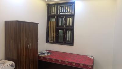 Bedroom Image of 1010 Sq.ft 3 BHK Builder Floor for rent in Sector 16 Rohini New Delhi for Rs. 32000