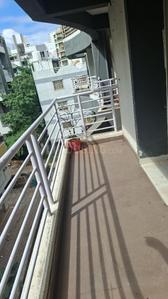 Image of 750 Sq.ft 2 BHK Apartment / Flat for rent in Esclare Royale, Kharadi, Pune for Rs. 37000