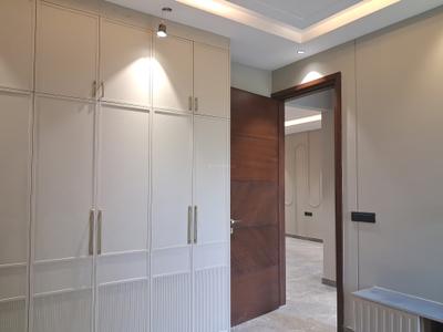 Bedroom Image of 1650 Sq.ft 3 BHK Builder Floor for rent in Paschim Vihar New Delhi for Rs. 57000