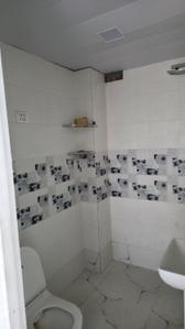 Bathroom Image of 1450 Sq.ft 2 BHK Builder Floor for rent in Sector 49 Noida for Rs. 22000