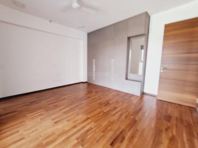 Bedroom Image of 5050 Sq.ft 4.5 BHK Apartment / Flat for sale in Stratford Verde Residence Collection, Kalyani Nagar Pune for Rs. 110000000