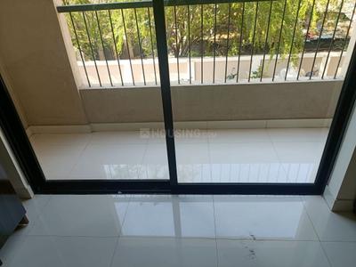 Balcony Image of 550 Sq.ft 1 BHK Apartment / Flat for rent in Kumar Palaash, Wadgaon Sheri Pune for Rs. 25000