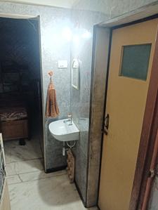 Bathroom Image of 1000 Sq.ft 2 BHK Duplex for sale in Vashi Navi Mumbai for Rs. 17500000