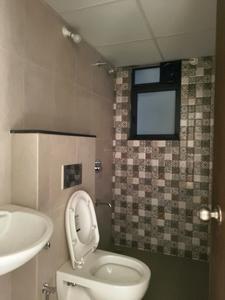 Common Bathroom Image of 894 Sq.ft 2 BHK Apartment / Flat for sale in Shapoorji Pallonji Vanaha, Bavdhan Pune for Rs. 8300000