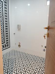 Common Bathroom Image of 1700 Sq.ft 4 BHK Apartment / Flat for sale in DDA Flats Vasant Kunj, Vasant Kunj New Delhi for Rs. 55000000