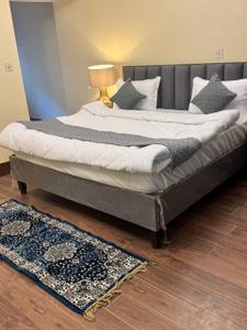 Bedroom Image of 2350 Sq.ft 4 BHK Apartment / Flat for rent in DDA Flats Sarita Vihar, Sarita Vihar New Delhi for Rs. 65000