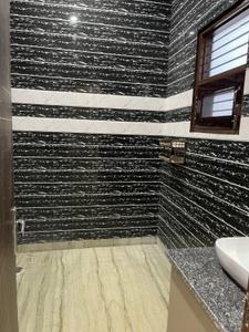 Bathroom Image of 2500 Sq.ft 3 BHK Builder Floor for rent in Huda Sectors Panipat for Rs. 19000
