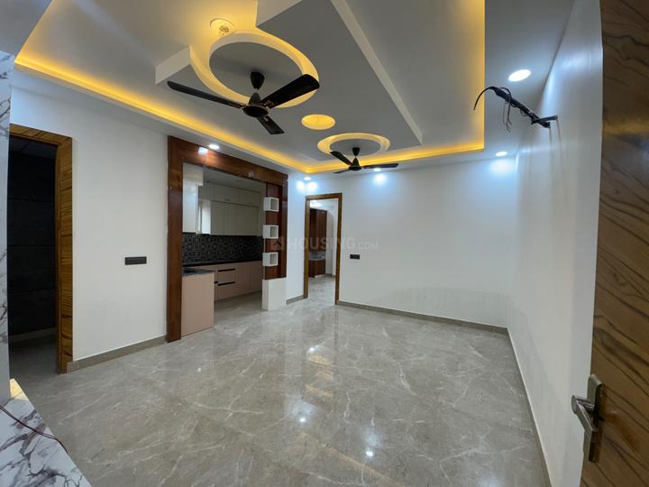 Investwell Gold avenue Main Image 1