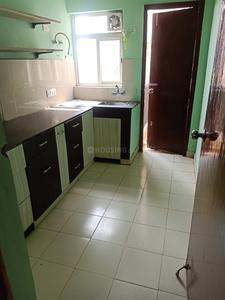 Kitchen Image of 1200 Sq.ft 3 BHK Apartment / Flat for sale in Sare Crescent Parc Royal Greens Phase 1, Sector 92 Gurgaon for Rs. 11500000